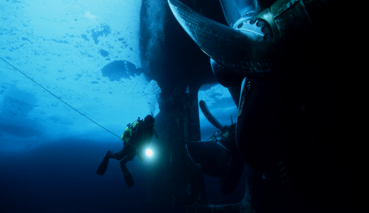 HULL DIVING SERVICES